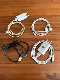 APPLE - Auricolari EarPods Lightning + cavi + adat
