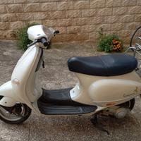 VESPA ET 150