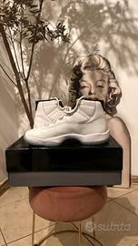 Air Jordan 11 Legend Blue 2024 – pari al nuovo