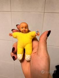 Mini Bambola Ciccino Bebè/Portachiavi con Tuta Gia