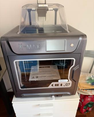 Stampante 3D Qidi X-MAX usata