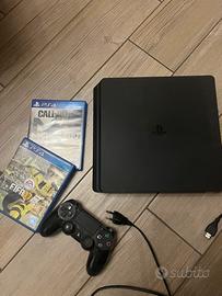 Playstaion 4  (500gb) con due giochi e joystick