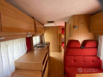 Camper Elnagh Big Marlin buone condizioni pochi km