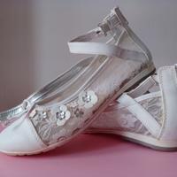 Ballerine bianche da bambina, numero 33