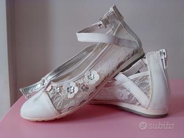 Ballerine bianche da bambina, numero 33