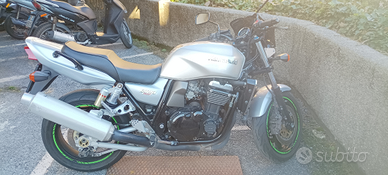 Kawasaki zrx 1100