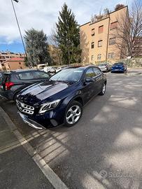 Mercedes GLA