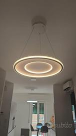 2 LAMPADARI CON 4 TONALITA' DI LUCE