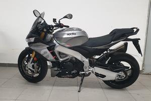 Aprilia Tuono V4 R naked