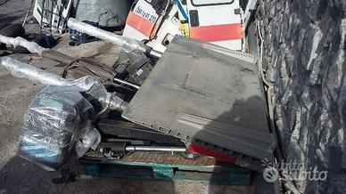 Pedana retrattile da carico per Eurocar Elefantcar