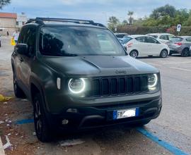 JEEP Renegade - 2019 TRAILHAWK