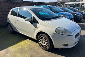 Fiat Grande Punto 1.3 MJT 75 CV 3 porte Active