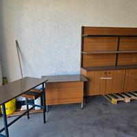 mobili scrivania scaffale per ufficio