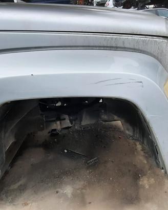 JEEP CHEROKEE LIMITED 2010 - PARAFANGO DESTRO