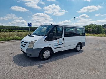 Transit 9 posti 