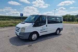 Transit 9 posti 