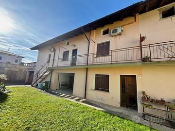 CASA DI TESTA CON GIARDINO: indipendenza e tran...