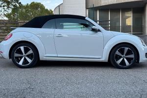 VOLKSWAGEN MAGGIOLINO Cabrio 1.6 TDI DSG Exclusive