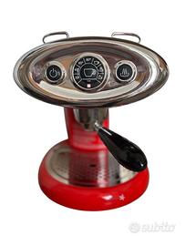 MACCHINA DEL CAFFÉ ILLY