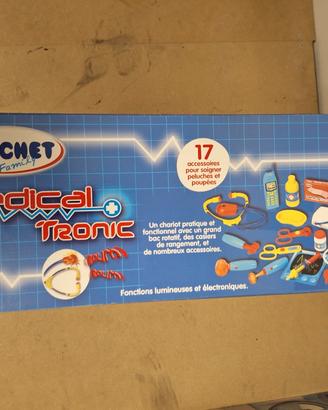 Carrellino giocattolo medico Berchet