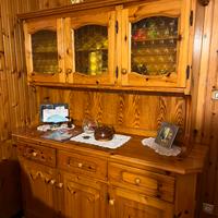 Vetrine tavolo e  cassapanca