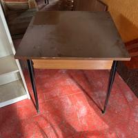 5 tavoli quadrati da bar/ristorazione in metallo