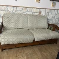 Divano letto con struttura in legno