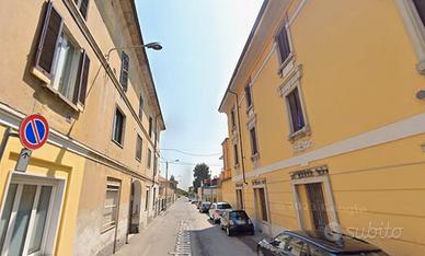 Monolocale zona Magenta vicino al Naviglio Grande