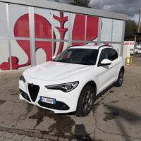 Alfa Romeo Stelvio 210cv Q4 Executive CON GARANZIA
