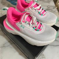 Scarpa nuova da ginnastica Under Armour luglio
