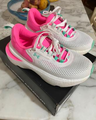 Scarpa nuova da ginnastica Under Armour luglio