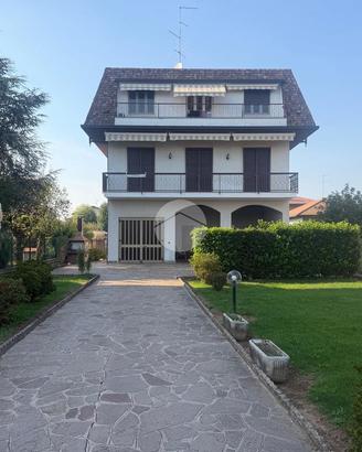 3 LOCALI A UBOLDO