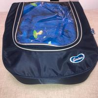 Seggiolino da tavolo pieghevole.