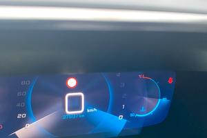 Peugeot 2008 1.2 benzina 130cv