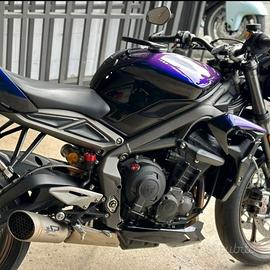 TRIUMPH STREET TRIPLE RS 765