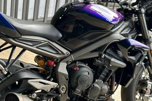 TRIUMPH STREET TRIPLE RS 765