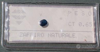 Zaffiro naturale di carati 0,65 - sigillato.
