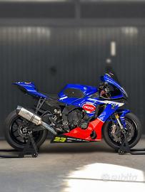 Yamaha R1 immatricolata / pronto pista