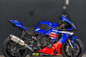 Yamaha R1 immatricolata / pronto pista