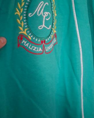 vestaglia verde di  Malizia, veste una TG 50