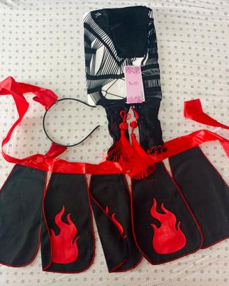 Set di costume/accessori da cosplay a tema anime