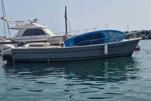 Barca a motore tipo lancia walkoround