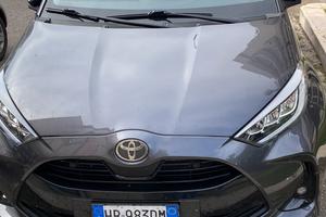 Yaris Hibryd dicembre 2025