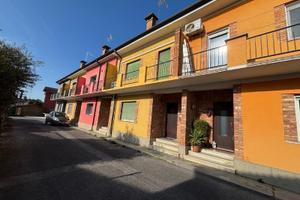 VILLETTA DI CENTRO CON GIARDINO ESCLUSIVO