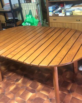 Tavolo da giardino Herlag in legno + 8 sedie