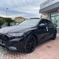 Nuova Audi Q8 S line 2024 per ricambio