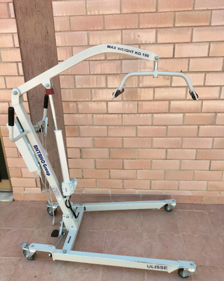 Sollevatore elettrico per anziani e disabili