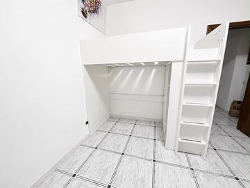 LETTO A SOPPALCO CON ARMADIO E SCRIVANIA