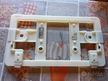 Placca per cassetta incasso Nicoll 