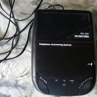 Segreteria telefonica con microcassetta